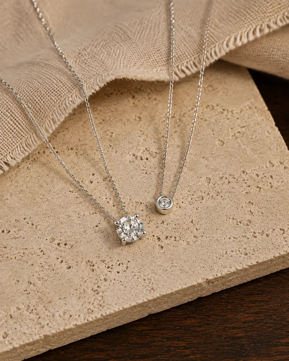 Necklace and pendant collection